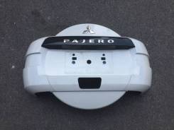 Колпак запасного колеса. Mitsubishi Pajero, V93W