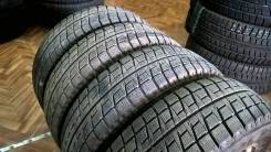 Bridgestone Blizzak Revo2. Зимние, без шипов, износ: 5%, 4 шт