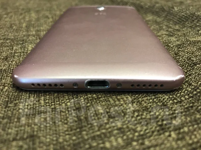 ZTE Blade V7. �/� ����