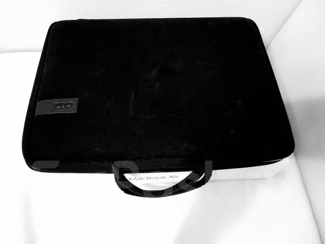 Apple MacBook. WiFi: 1, Bluetooth: 1 ����
