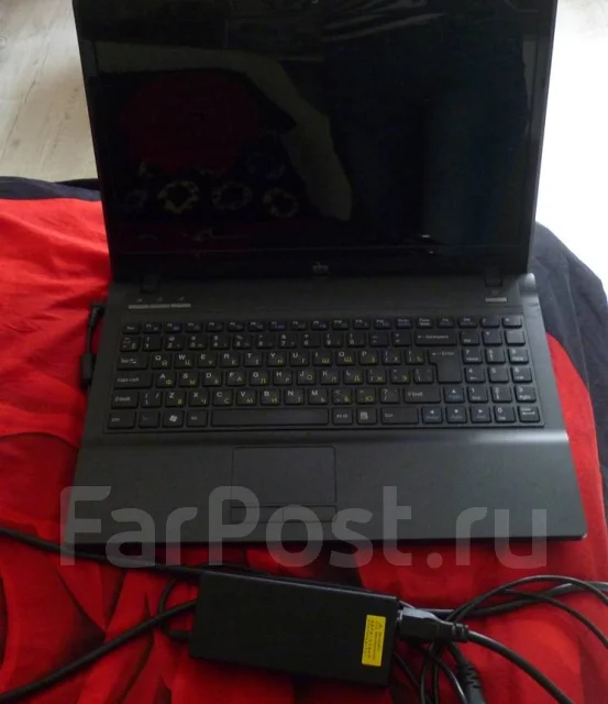 DNS Home. 15.6", ��� 3072 ��, ���� 320���, WiFi: 1, Bluetooth: 1 ����