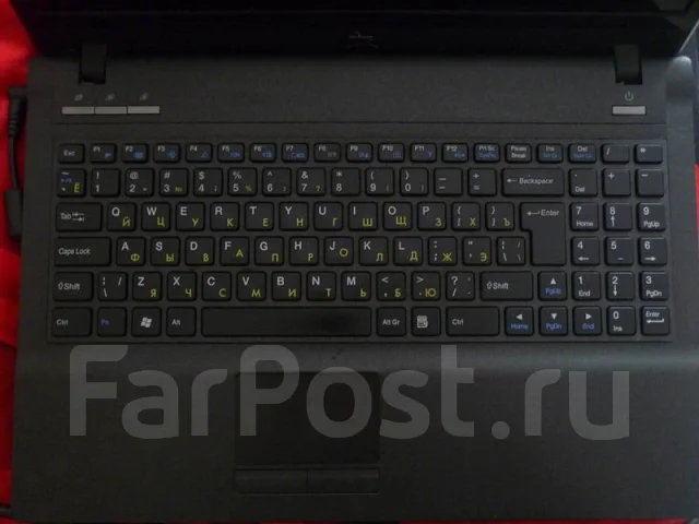 DNS Home. 15.6", ��� 3072 ��, ���� 320���, WiFi: 1, Bluetooth: 1 ����