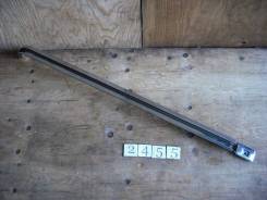 Направляющая стекла. Mitsubishi Delica Star Wagon, P23W, P23V, P24W, P35W, P45V, P25W, P07V, P06V, P17V, P25V, P05V, P27V, P05W, P15V, P03V, P04W, P15...