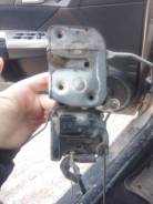 Замок двери. Mazda Familia, BJ5W Двигатель ZL