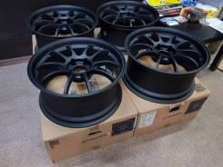 Advan Racing RZ-DF. 9.0x19, 5x114.30, ET35, ЦО 73,0 мм.