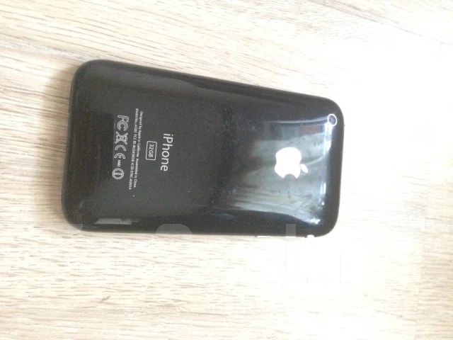 Apple iPhone 3GS. �/� ����