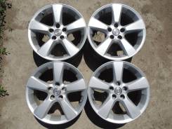 Toyota. 7.0x18, 5x114.30, ET35, ЦО 60,1 мм.