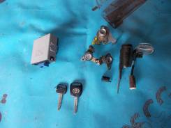 Корпус замка зажигания. Toyota Cresta, JZX105, GX105, JZX100, JZX101, GX100, LX100