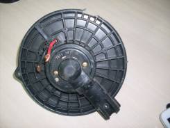 Мотор печки. Toyota Kluger V, MCU20, MHU28, ACU20, ACU25, MCU25 Toyota Highlander, MCU20, MHU28, ACU20, MCU23, MHU23, ACU25, MCU28, MCU25 Toyota Harri...