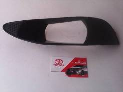 Ободок противотуманной фары. Toyota Corolla, ZZE120, ZZE121, ZZE123, CDE120 Toyota Allex, NZE121, NZE124, ZZE123, ZZE124, ZZE122 Toyota Corolla Runx...