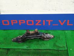 Балка под кпп. Subaru Legacy, BHE, BEE, BH5, BE5, BH9, BE9 Двигатели: EJ206, EJ208, EJ254, EJ201, EJ202, EZ30D, EJ204, EZ30, EJ20, EJ25