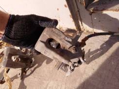 Суппорт тормозной. Toyota Corolla, ZZE150, ZRE151, ZRE152 Toyota Corolla Rumion, ZRE152, NZE151 Toyota Auris, NZE151, ZRE151, ZZE150, ZRE152 Toyota Pr...
