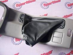 Кожух ручки ручника. Subaru Forester, SG5 Двигатели: EJ202, EJ205