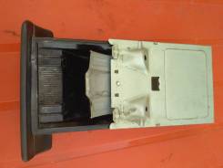 Пепельница. Nissan March, ANK11, HK11, K11, AK11 Двигатели: CG10DE, CGA3DE, CG13DE