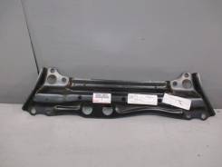 Кронштейн переднего подрамника toyota auris rav4 13- новый. Toyota: Alphard, RAV4, Sai, Auris, Vellfire, Harrier, Prius Двигатели: 2AZFE, 2GRFE, 2AZFX...
