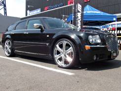 Dolce Wheels. 8.5x20", 6x120.00, 6x132.00, ET35, ЦО 74,5 мм. Под заказ