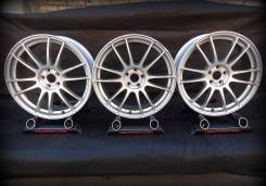 RAYS Gram Lights. 7.5x18, 5x100.00, ET48, ЦО 66,0 мм.