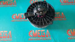 Мотор печки. Honda Civic Hybrid, ES9, CAA-ES9, ZA-ES9 Honda CR-V, RD5, ABA-RD5, RD4, ABA-RD4, CBA-RD6, LA-RD4, CBA-RD7, LA-RD5, RD7, RD6 Honda Stream...