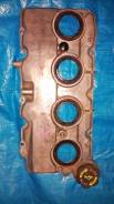 Крышка головки блока цилиндров. Mazda Bongo, SKF2M Двигатель RF