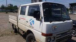 Nissan Atlas. Грузовик , 1 800 куб. см., 2 940 кг.