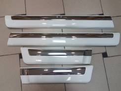 Накладка на дверь. Toyota Land Cruiser, GRJ200, J200, URJ200, UZJ200, UZJ200W, VDJ200