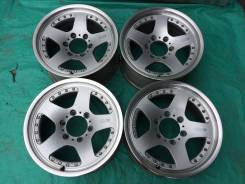 Bridgestone. 8.0x17, 6x139.70, ET22, ЦО 110,0 мм.
