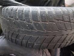 Nokian Hakkapeliitta 2. Зимние, шипованные, износ: 50%, 4 шт