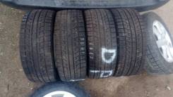 Bridgestone Blizzak Revo2. Зимние, без шипов, 2012 год, износ: 10%, 4 шт