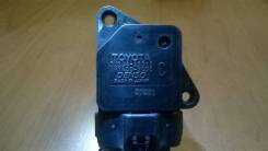 Датчик расхода воздуха. Toyota: Ipsum, Yaris, WiLL Cypha, Noah, Sienna, IS300, Matrix, GS450H, Succeed, Ractis, Highlander, Avensis, bB, GS300, Land C...