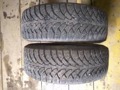 Nokian Hakkapeliitta 4. Зимние, шипованные, износ: 30%, 2 шт