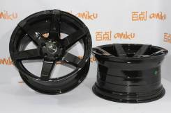 Shogun. 8.5/9.5x17, 5x114.30, ET20/15, ЦО 73,1 мм.