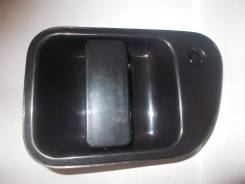 Ручка двери внешняя. Mitsubishi Delica Space Gear, PD4W, PF8W, PC5W, PD5V, PD6W, PC4W, PD8W, PA3V, PA4W, PB5W, PA5W, PB5V, PA5V, PE8W Mitsubishi Delic...