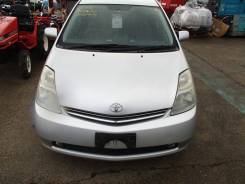 Капот. Toyota Prius