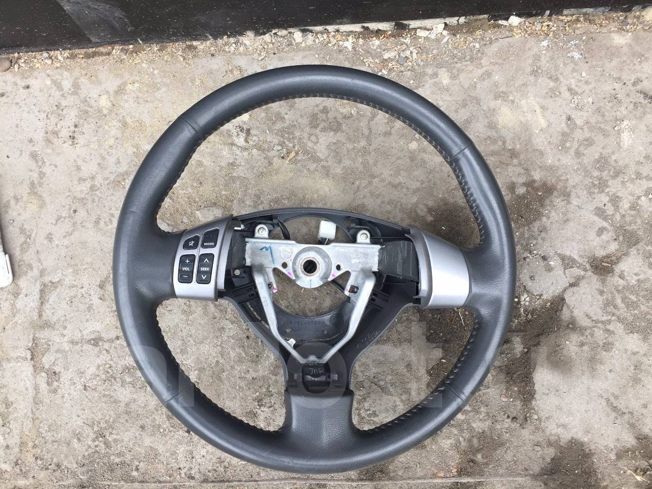 Мультируль ариста 160. Мультируль сузуки. Заглушки руля сузуки джимни. Мультируль кнопки управления на судзуки гранд витара 2005 года. Мультируль на сузуки свифт.