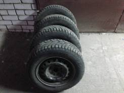 Продам зимние шипованные шины с дисками тойота. x15