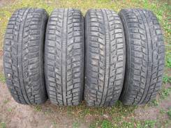 Kumho I'Zen KW22. Зимние, шипованные, 2014 год, износ: 10%, 4 шт