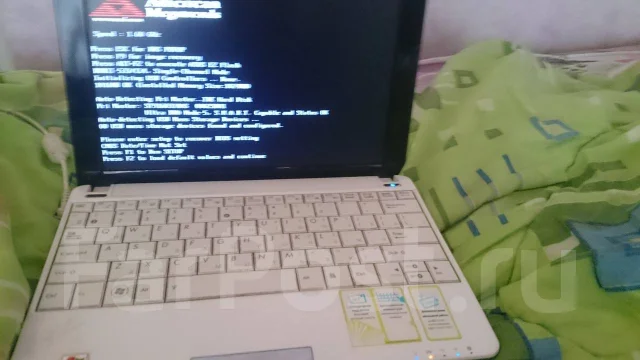 Asus Eee PC 1005. WiFi: 1 ����