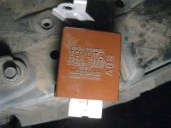 Блок управления стеклоочистителем. Toyota Cresta, JZX91, JZX90, JZX93, GX90, SX90, LX90 Toyota Mark II, GX90, JZX90, LX90, JZX91, JZX93, SX90 Toyota C...