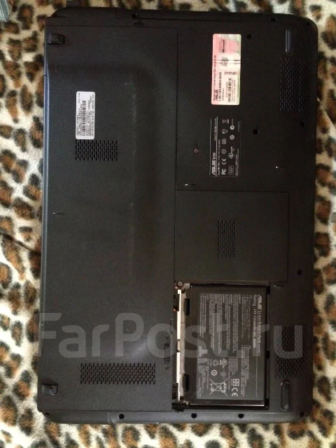 Asus K70ID. 17.3", 2 300����, ��� 4 ��, ���� 250���, WiFi: 1, Bluetooth: 1, ����������� �� 40��. ����