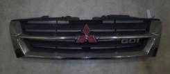 Решетка радиатора. Mitsubishi Pajero, V73W, V75W, V77W Двигатели: 4M41, 6G72, 6G74, GDI