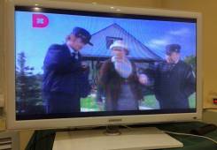Samsung. 32" LED