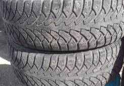 Nokian Hakkapeliitta 4. Зимние, шипованные, износ: 60%, 2 шт