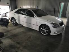 Бампер. Toyota Crown, GRS182