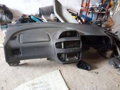 Консоль панели приборов. Mitsubishi Delica Space Gear, PF8W, PD8W, PE8W Mitsubishi Delica, PD8W, PE8W, PF8W
