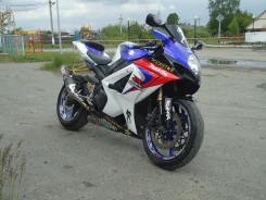 Suzuki GSX-R 1000. 1 000����. ��., ��������, ��� ���, � �������� ����
