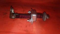 Ограничитель двери. Subaru Legacy, BHC, BHE, BEE, BES, BH5, BE5, BH9, BE9 Subaru Forester, SF5, SG5, SF9, SG9 Subaru Impreza, GGC, GGA, GD9, GG9, GE7...