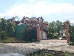 Коттедж в пригороде. Улица Старцева 47б, р-н Весенняя, площадь дома 315 кв. м., водопровод, скважина, электричество 30 кВт, от частного лица (собствен...