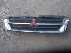 Решетка радиатора. Mitsubishi Pajero, V63W, V73W, V60, V65W, V75W, V78W, V77W, V68W Mitsubishi Montero, V60 Двигатель 6G74