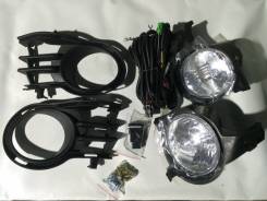 Фара противотуманная. Toyota Isis, ANM15G, ANM15W, ZNM10G, ZNM10W, ANM10G, ANM10W