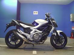 Suzuki SFV 400 Gladius. 400 куб. см., исправен, птс, без пробега